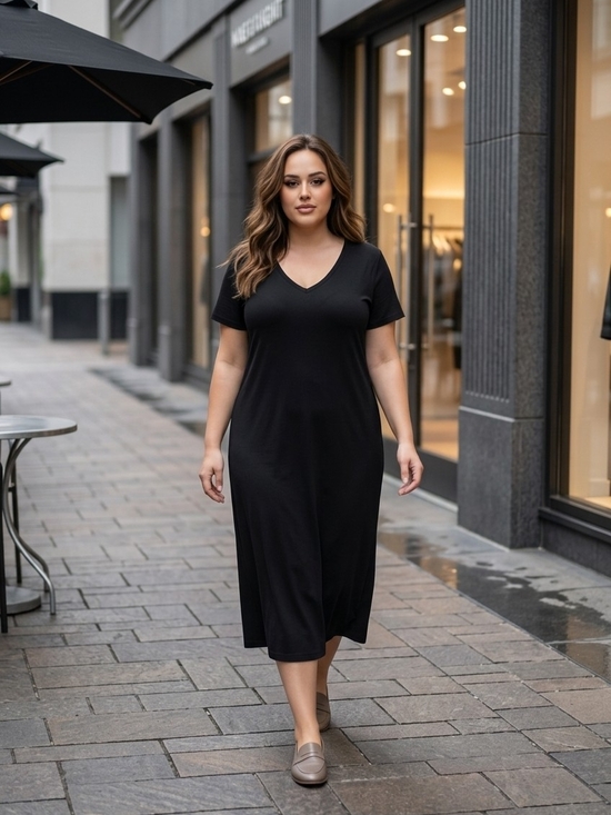 Isaac Mizrahi Dresses & Skirts - Isaac Mizrahi Black V-Neck Midi Dress